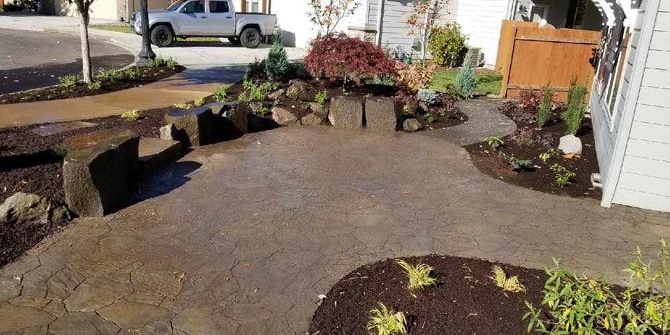 rainy weather landscaping-Front yard landscaping- Camas WA- Belgard pavers- landscaping- hardscapes- patios-